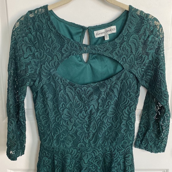 EUC Almost Famous Emerald Green Keyhole Cutout Lace Dress - Picture 4 of 4